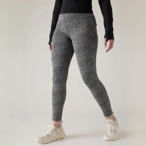 {Athleta} "Delancy Skyline Tights" Off White Black Texture Gym Workout Leggings